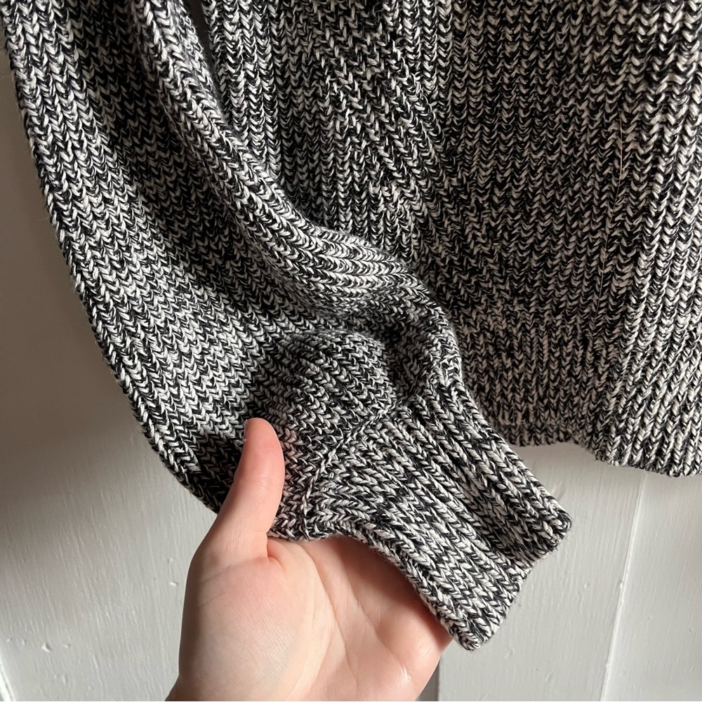 H&M Mockneck Sweater - Picture 4 of 6